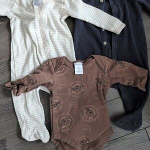 Gerber Brown Lion Print Baby Bodysuit